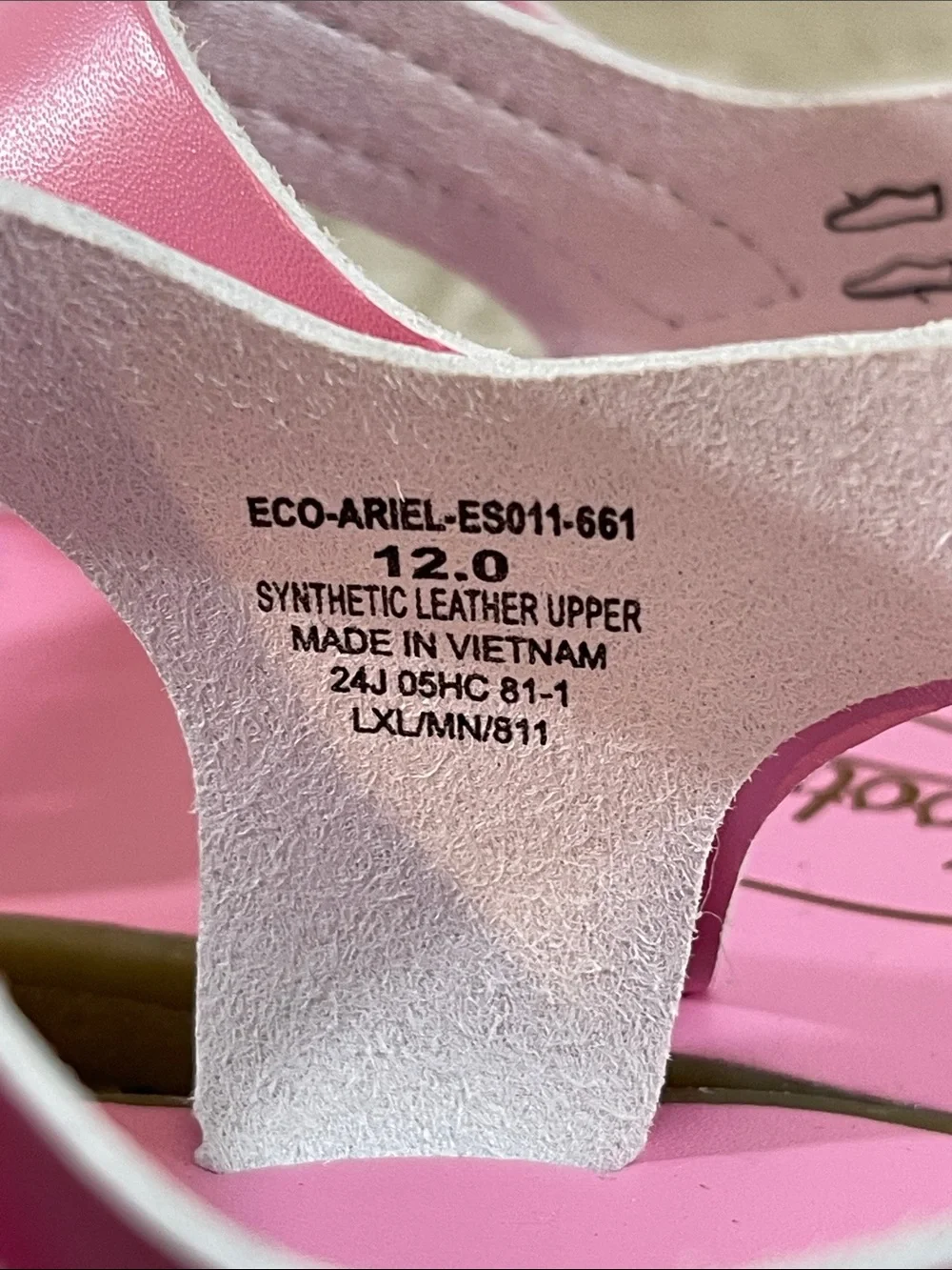 FOOTMATES ECO-ARIEL - ES011-661 - BUBBLEGUM MICRO WATERPROOF SIZE 12 NEW